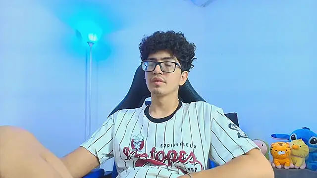 TylerWhite  online show from 11-10-25, 07:46