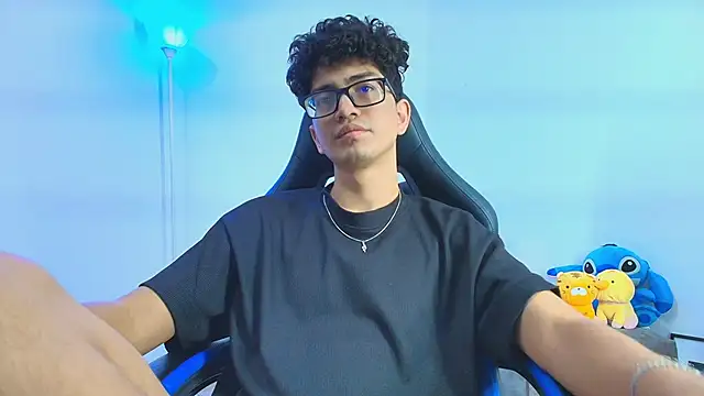 TylerWhite  online show from 10-25-25, 03:17