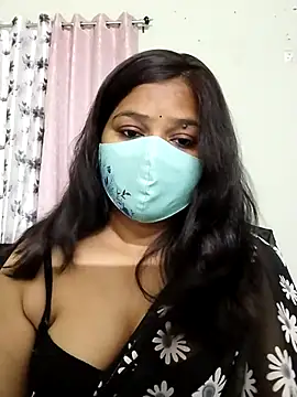 Snapshot of Lovely-Rose143 chatting on 03-06-25, 03:56 Lovely-Rose143 online show from 03-06-25, 03:56