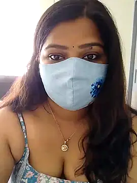 Snapshot of Lovely-Rose143 chatting on 12-30-24, 04:42 Lovely-Rose143 online show from 12-30-24, 04:42