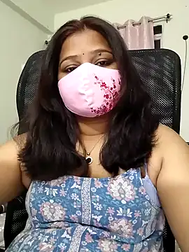 Snapshot of Lovely-Rose143 chatting on 02-06-25, 03:41 Lovely-Rose143 online show from 02-06-25, 03:41