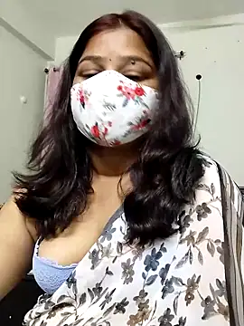 Snapshot of Lovely-Rose143 chatting on 02-13-25, 07:42 Lovely-Rose143 online show from 02-13-25, 07:42