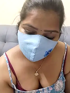 Snapshot of Lovely-Rose143 chatting on 01-04-25, 02:35 Lovely-Rose143 online show from 01-04-25, 02:35