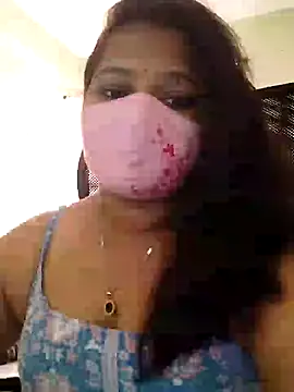 Snapshot of Lovely-Rose143 chatting on 02-06-25, 04:42 Lovely-Rose143 online show from 02-06-25, 04:42