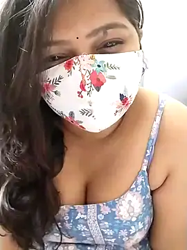 Snapshot of Lovely-Rose143 chatting on 01-15-25, 07:23 Lovely-Rose143 online show from 01-15-25, 07:23