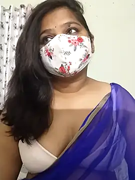 Snapshot of Lovely-Rose143 chatting on 03-07-25, 03:18 Lovely-Rose143 online show from 03-07-25, 03:18