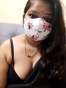 Snapshot of Lovely-Rose143 chatting on 01-11-25, 04:36 Lovely-Rose143 online show from 01-11-25, 04:36