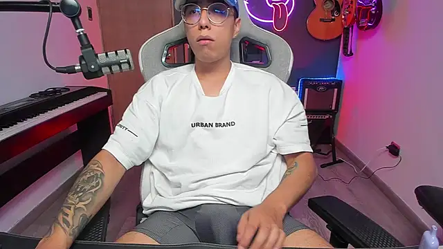 granxarma960 online show from 01-11-25, 04:38