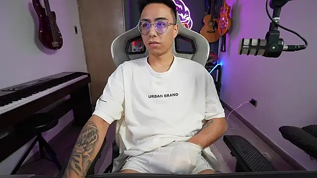 granxarma960 online show from 02-17-25, 06:53