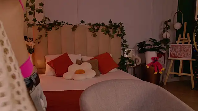 Snapshot of Meow_Nancy chatting on 05-16-26, 10:36 Meow Nancy online show from 05-16-26, 10:36