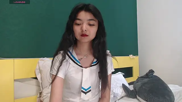 Shy Kira online show from 06-04-26, 08:52