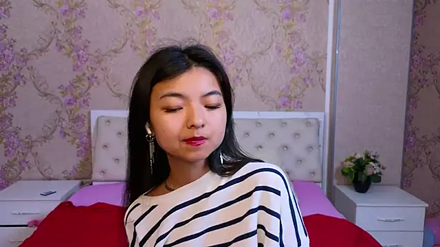 Shy Kira online show from 02-09-25, 03:45