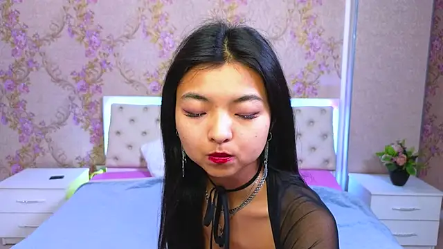 Shy Kira online show from 01-17-25, 12:31