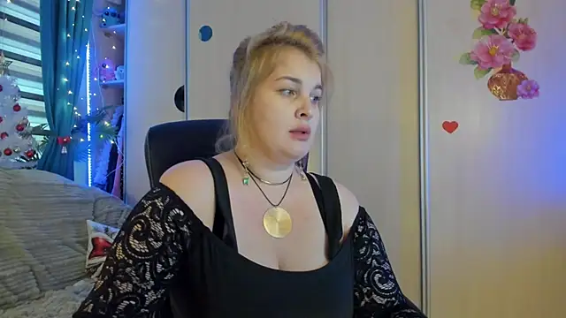 CoraSwon online show from 01-08-26, 10:32