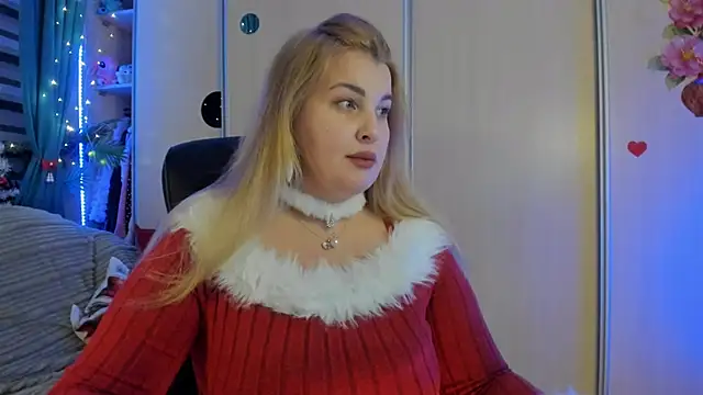 CoraSwon online show from 01-14-26, 05:16