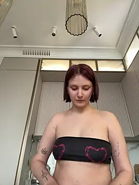 Snapshot of realpurrr chatting on 04-10-26, 12:12 realpurrr online show from 04-10-26, 12:12