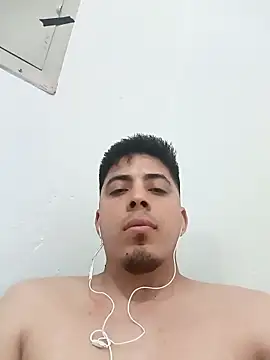 Fiel77 online show from 11-28-25, 01:39