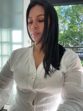 Sofia Convers online show from 05-20-26, 12:35