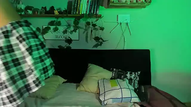 Snapshot of Rigel_cute chatting on 02-14-25, 04:15 Rigel cute online show from 02-14-25, 04:15