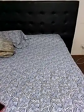 Snapshot of littlebrunett chatting on 03-17-25, 01:18 littlebrunett online show from 03-17-25, 01:18