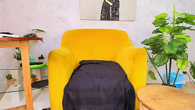 GianellaCox  online show from 02-27-25, 08:42