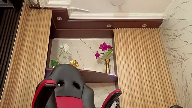 AmberNix online show from 03-25-26, 02:27