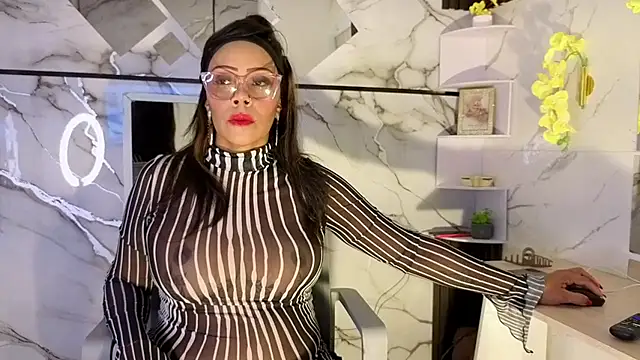 AmberNix online show from 07-21-26, 01:45