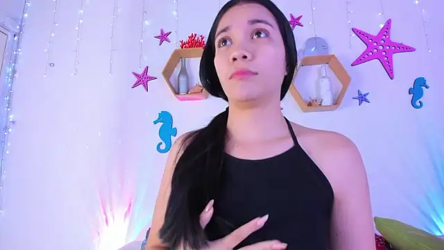 Emiily Parkerr online show from 11-28-25, 03:07