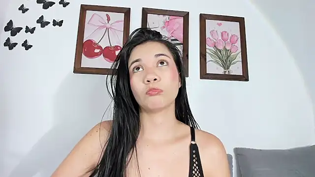 Emiily Parkerr online show from 04-21-26, 11:11