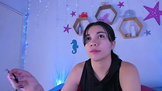 Emiily Parkerr online show from 09-26-25, 03:13