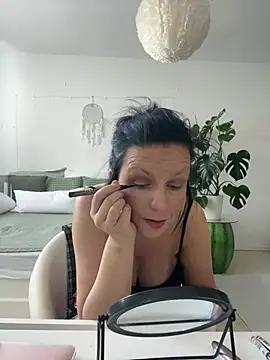 Snapshot of Off__Melonenmandy chatting on 04-17-26, 07:55 Off Melonenmandy online show from 04-17-26, 07:55