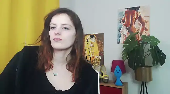 juicyNadine online show from 03-10-25, 09:23