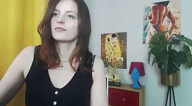 juicyNadine online show from 02-25-25, 12:38