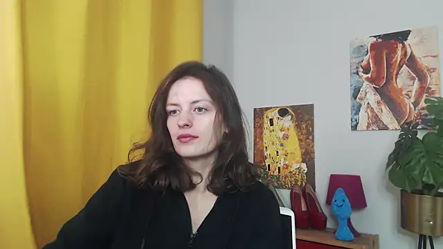 juicyNadine online show from 10-20-25, 04:47