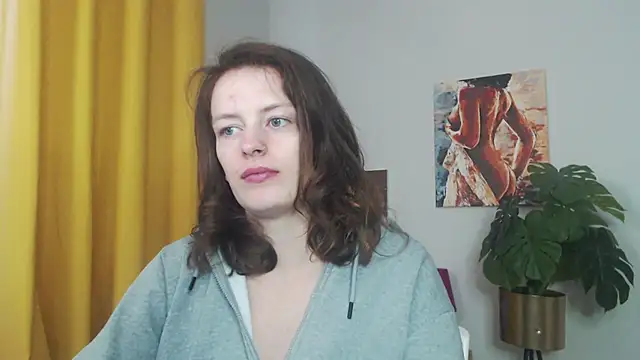 juicyNadine online show from 10-18-25, 07:21