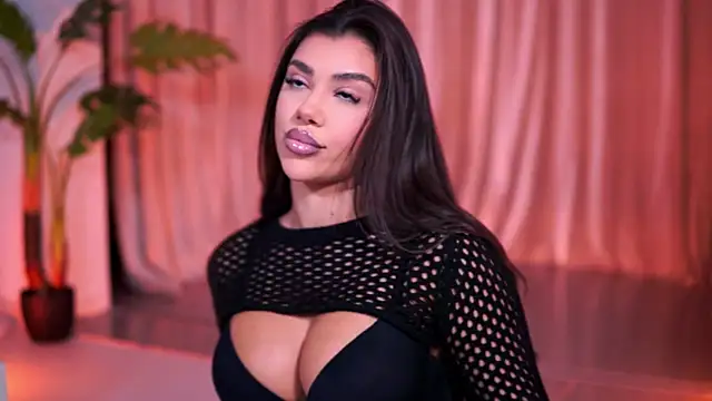 NatyDesiree online show from 04-05-26, 07:20