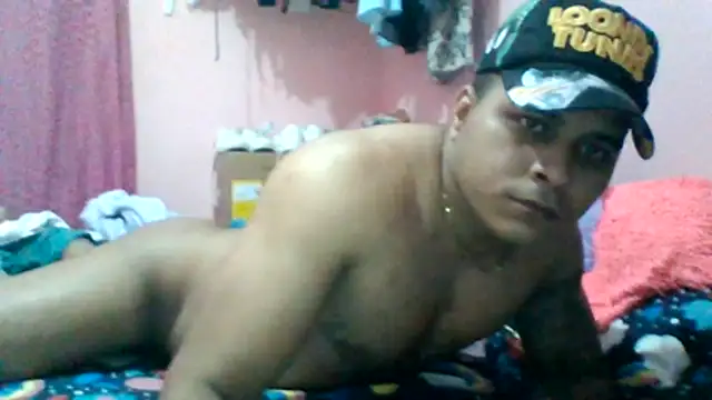 SaucyAffair0 online show from 07-18-26, 04:54