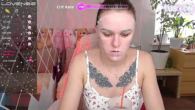 Bella  Swoon online show from 10-22-25, 04:45