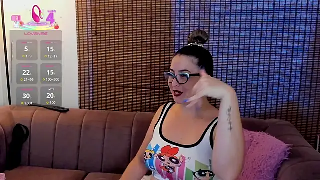 ariana cross online show from 09-14-25, 01:11