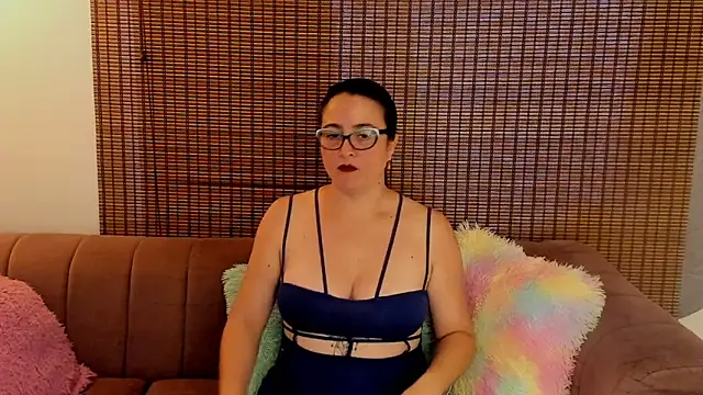 ariana cross online show from 03-11-26, 01:38