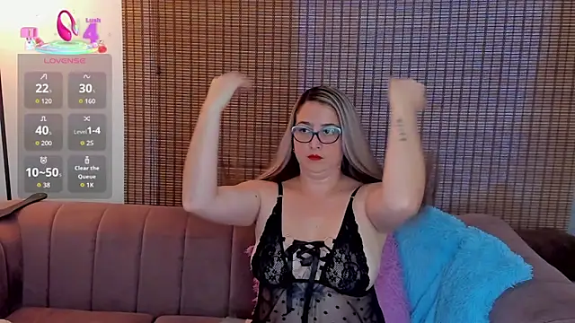 ariana cross online show from 11-12-25, 12:42