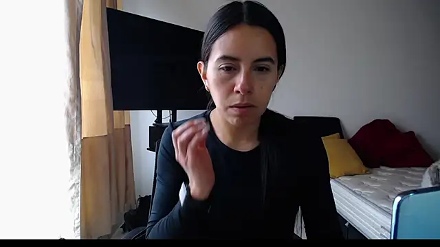 Mariam Gomezxxx online show from 10-31-25, 04:14