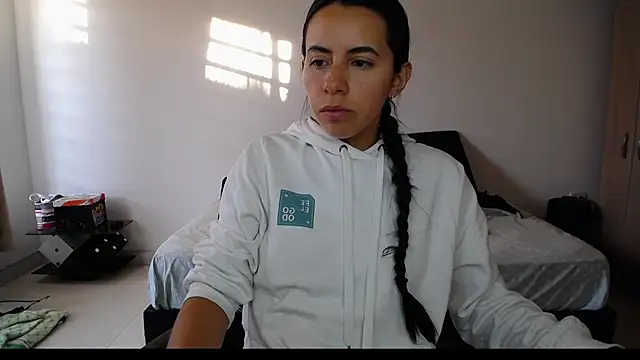 Mariam Gomezxxx online show from 10-07-25, 10:00