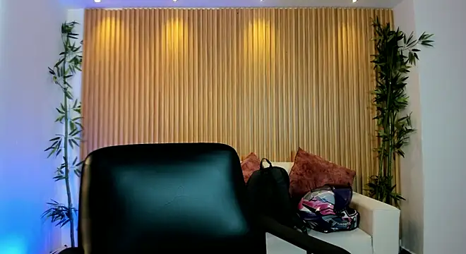 paulina sweett  online show from 05-23-26, 12:37