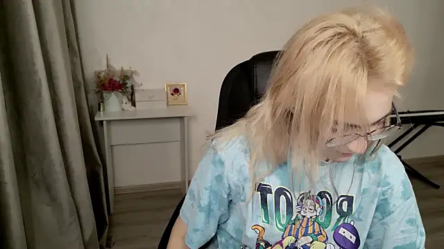 CuteYukiKun online show from 06-08-26, 07:36
