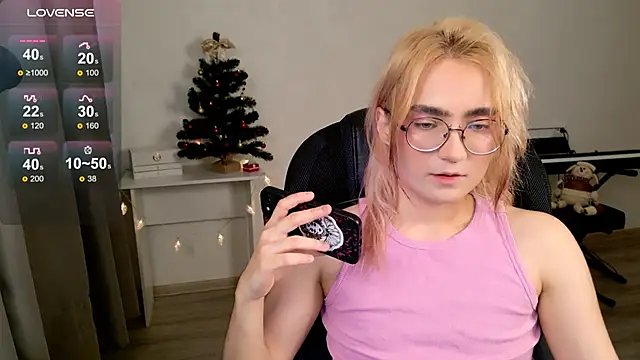 CuteYukiKun online show from 12-19-25, 06:05