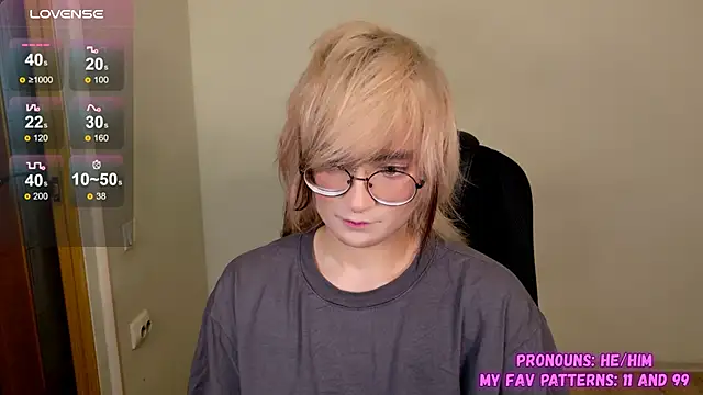 Snapshot of CuteYukiKun chatting on 10-01-25, 11:08 CuteYukiKun online show from 10-01-25, 11:08