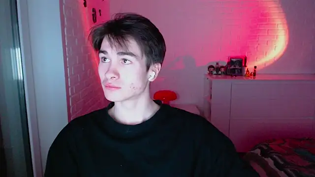 MarkusDean online show from 12-17-25, 10:26