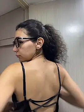 uniquerossie online show from 03-07-26, 08:32