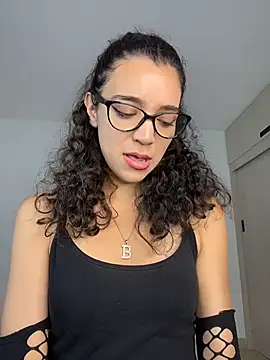 uniquerossie online show from 02-18-26, 07:28